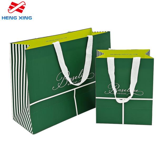 sacchetto regalo di carta di lusso