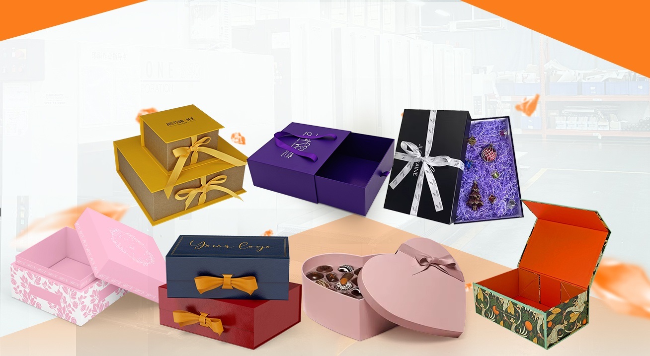 Scatole regalo in cartone